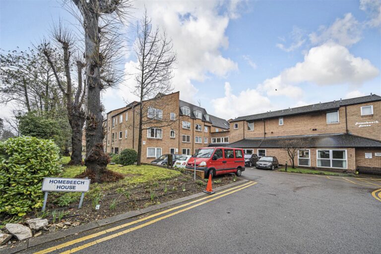 Roof Cleaning in Mount Herman