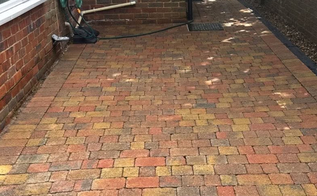 Driveway cleaning in Surrey after